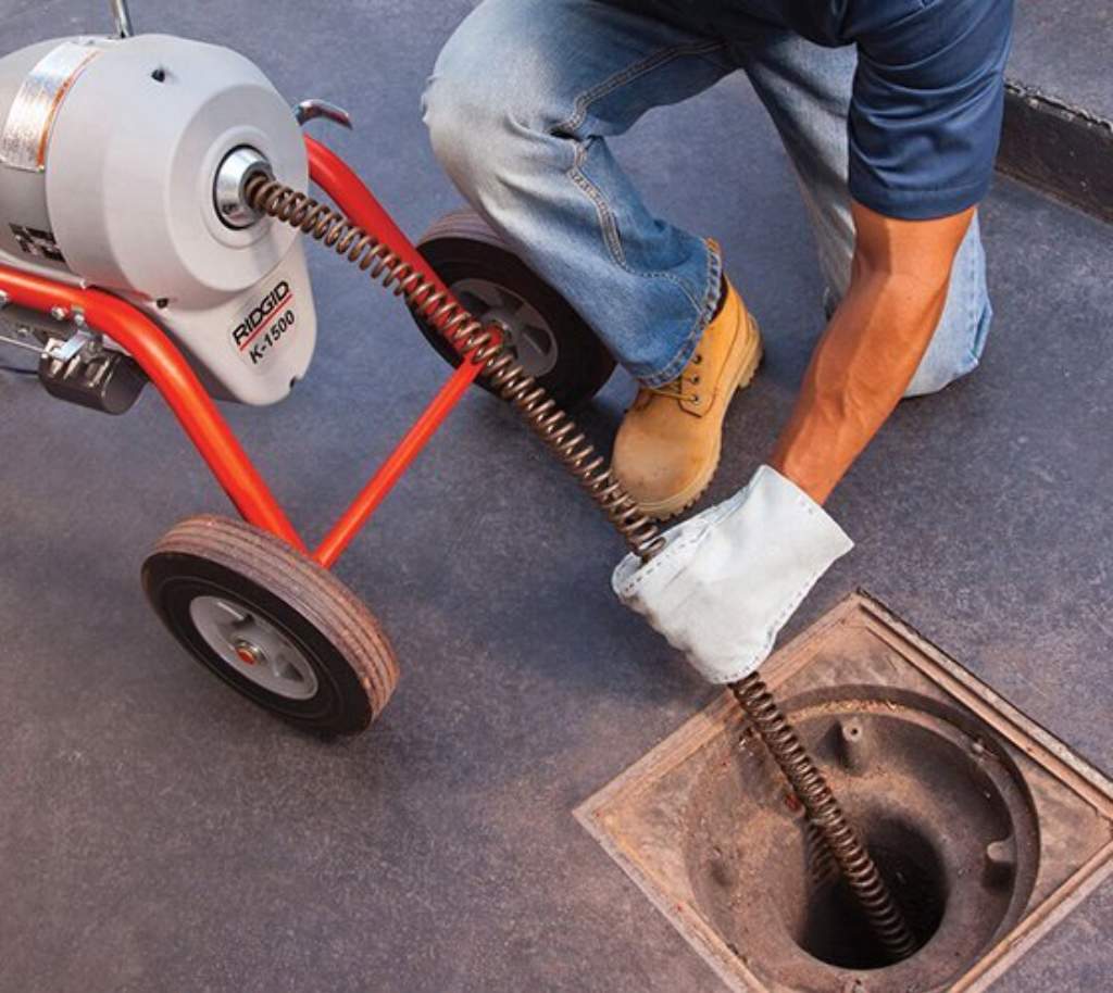 Clogged Drain Causes & Reasons to Consider a Drain Cleaning Service